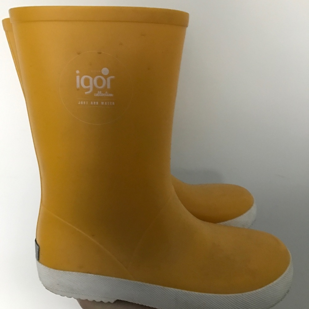 Kids rain boots